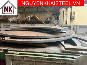 Giá Thép Bản Mã: Cắt, Chấn, Dập, Uốn Năm 2026