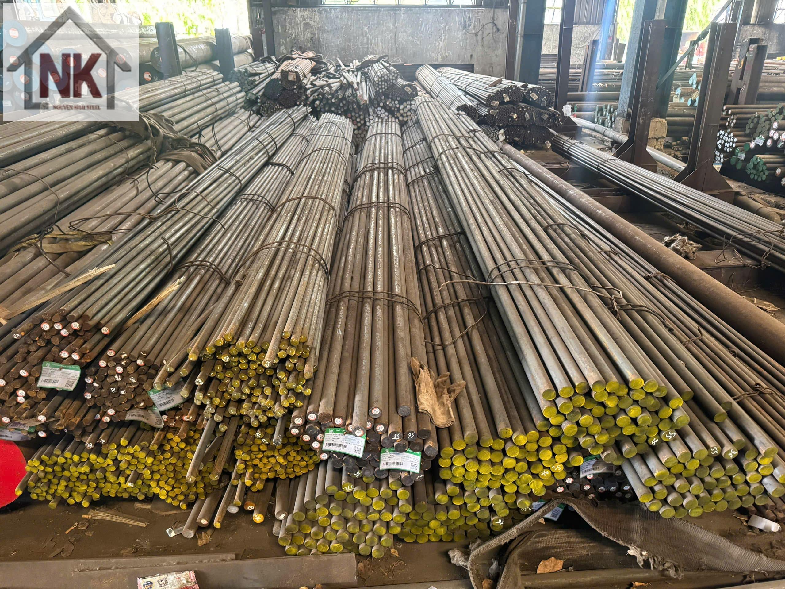 Thep-tron-tron-d16-ss400-s45c Thép Tròn Trơn D16 SS400 S45c